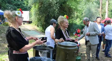 Кулинарите от Кошов станаха първи на празника празника&nbsp;&bdquo;Децата на Поломието &ndash; празник под манастира&rdquo;