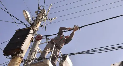 Пенсионер ще се разнообразява с пробация заради кражба на ток