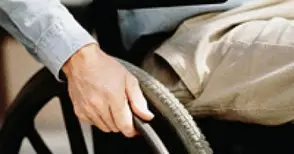 Двама пребили жестоко инвалид заради 20 лева