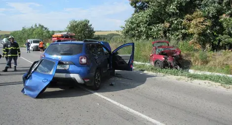 Трима души загинаха в жестока катастрофа на пътя Русе-Бяла Трима души загинаха в жестока катастрофа на пътя Русе-Бяла