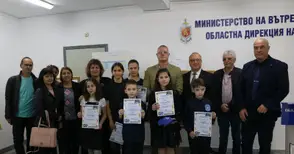 Директорът на ОДМВР за конкурса „Аз и детското полицейско управление“: Впечатлен съм как сте видели дейността на колегите