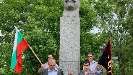 Воеводите почетоха подвига на патриота Гоце Делчев Воеводите почетоха подвига на патриота Гоце Делчев