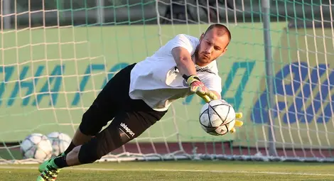 Макенджиев спечели приза за спасяване на кръга Макенджиев спечели приза за спасяване на кръга