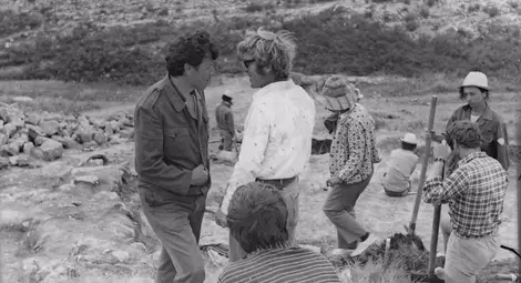 Димитър Иванов и Димитър Станчев по време на разкопки. Димитър Иванов и Димитър Станчев по време на разкопки.