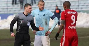 Кабаков се мъчи да замаже гафа с хандбалния гол на Каранга