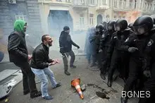 Янукович призна за насилие срещу протестите Янукович призна за насилие срещу протестите