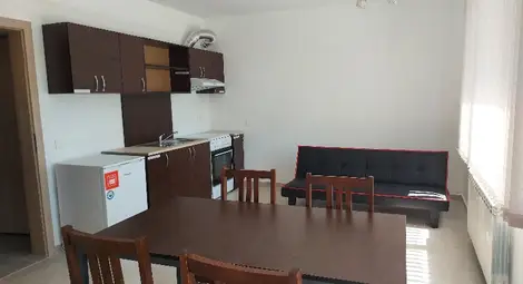 Жилищата за социално слаби са оборудвани с мебели и най-необходимите електроуреди. Снимка: Община Русе Жилищата за социално слаби са оборудвани с мебели и най-необходимите електроуреди. Снимка: Община Русе