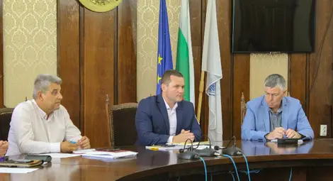 Кметът на Русе Пенчо Милков към депутатите: Инициираните промени в Закона за въздуха трябва да се изведат до край Кметът на Русе Пенчо Милков към депутатите: Инициираните промени в Закона за въздуха трябва да се изведат до край