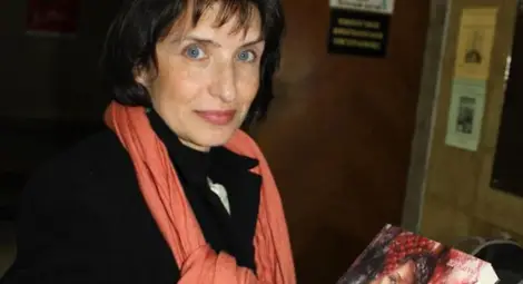 Русенска поетеса оглави българския списък в Топ 100 на еврохайджините