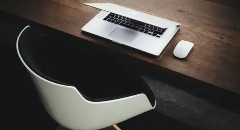 Кризата застига една от най-стабилните индустрии в България