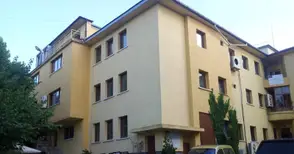 Продават на търг и шивашка фабрика „Магик“