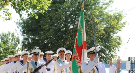 Духовият оркестър на ВМС ще свири за 142-годишнината на военния флот