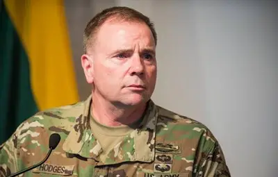 Бившият командващ US силите в Европа: САЩ и Китай вероятно ще бъдат във война след 15 г. Бившият командващ US силите в Европа: САЩ и Китай вероятно ще бъдат във война след 15 г.