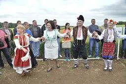 Танева меси хляб в Кубрат /галерия/