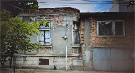 Сградата на ул. "Рила" 36