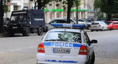 Първи версии от бруталния разстрел в столицата: Килърът гръмнал двамата си шефове! Първи версии от бруталния разстрел в столицата: Килърът гръмнал двамата си шефове!