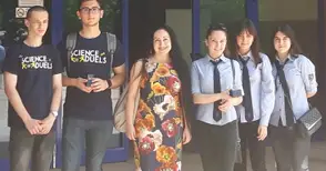 Математическата с два кристални приза от научна конференция