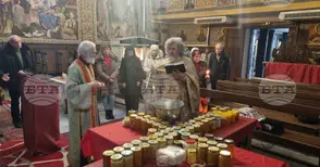 Чрез традициите приемаме живителните сокове на нашия духовен живот, каза отец Славчо Проданов в Търговище по повод празника Св. Харалампий