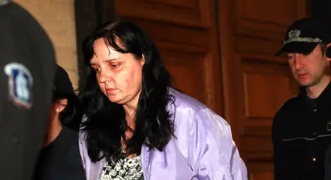 Акушерката Емилия иска на свобода