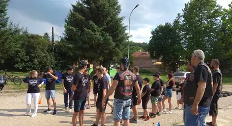 50 деца живяха два дни като рокерите