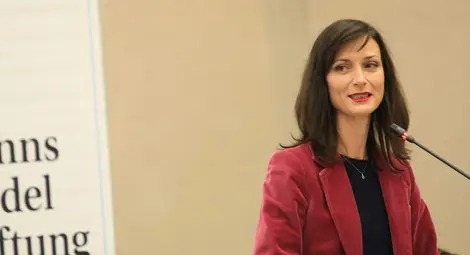 Мария Габриел: Човекът трябва да остане в центъра на цифровата трансформация Мария Габриел: Човекът трябва да остане в центъра на цифровата трансформация