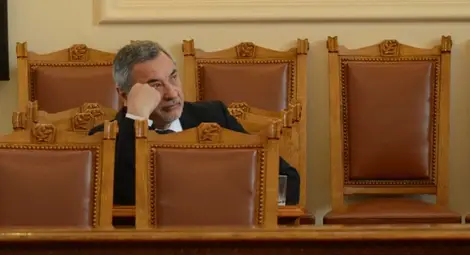 Валери Симеонов: Няма напредък в интеграцията на ромите, трябват действия, а не отчети