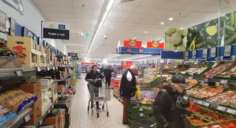 Бойкотът на веригите II: Отказаха ли гражданите да играят в приказката „Болен здрав носи“ Бойкотът на веригите II: Отказаха ли гражданите да играят в приказката „Болен здрав носи“