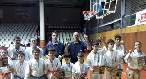 Каратистите на &bdquo;Русе&ldquo; с 13 медала от зоналното