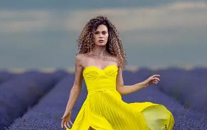 Радост Стоянова за първите стъпки в кариерата: Гоня целите си с голяма страст и винаги стигам до резултата, който искам да постигна