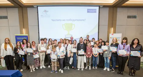 Ученичката от Русе Емилия Джамбазова е сред най-добрите по английски език в страната