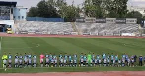 Футболистите на „Дунав“ с номера от 1 до 99 във Втора лига