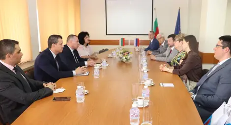 Областният управител на Русе поиска от посланика на Русия подкрепа за втори мост над Дунав при Русе