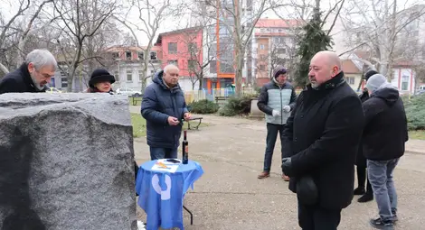 В Русе отдадоха почит пред жертвите на комунизма В Русе отдадоха почит пред жертвите на комунизма