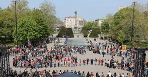 Великденско хоро и живо агне очакват русенци в неделя