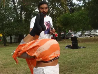 Коцето-Калки изпрати лятото с челна стойка /галерия/