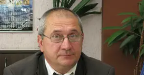 Румен Русев спечели кметския стол в Червена вода с близо 81%