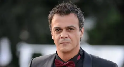 Симеон Лютаков награждава победителите във фотоконкурса &bdquo;Запази духа на времето&ldquo;