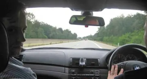 Двойна Гражданска отговорност за колите с десен волан