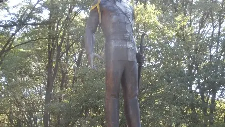 Авторът на паметника на Левски: Той наистина е образ невъзможен и в същото време толкова реален. Не мога да го опиша с думи