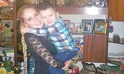 25-годишна учителка с левкемия разчита на добри хора за лечение