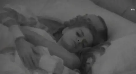 Първа брачна нощ: Какво се случи в общото легло между Преслава и Гъмов?