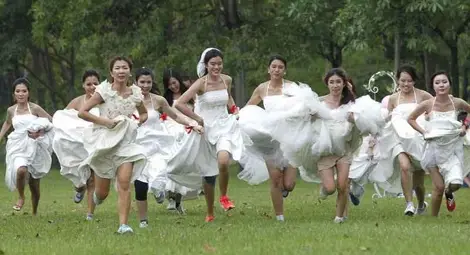 Мъжете мечтаят 2 пъти повече за бяла рокля