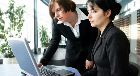 Българките нахъсани, държат на кариерата си