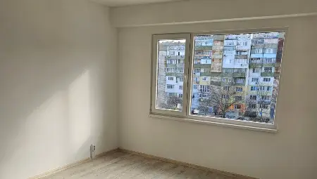 Продължава ремонтът на общински жилища в Русе