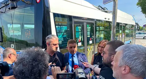 От 1 юли общественият транспорт в Русе е с нови по-ниски цени на абонаментните карти и удължено работно време От 1 юли общественият транспорт в Русе е с нови по-ниски цени на абонаментните карти и удължено работно време