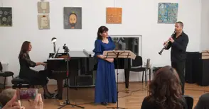 Преслав Петков и Анна Карадимитрова  канят на пътуване между операта и джаза