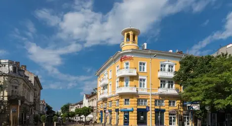 Русенските хотели с над 900 хиляди лева приходи от нощувки през март