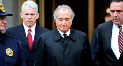 &bdquo;Измамникът на века&ldquo; Бърни Мадоф почина в затвора