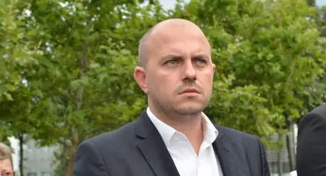 Депутатът Стефан Кенов със запор на заплатата