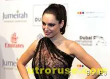 Кели Брук предпочита да се облича небрежно